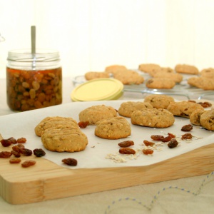 Haferflockenkekse mit Rumrosinen