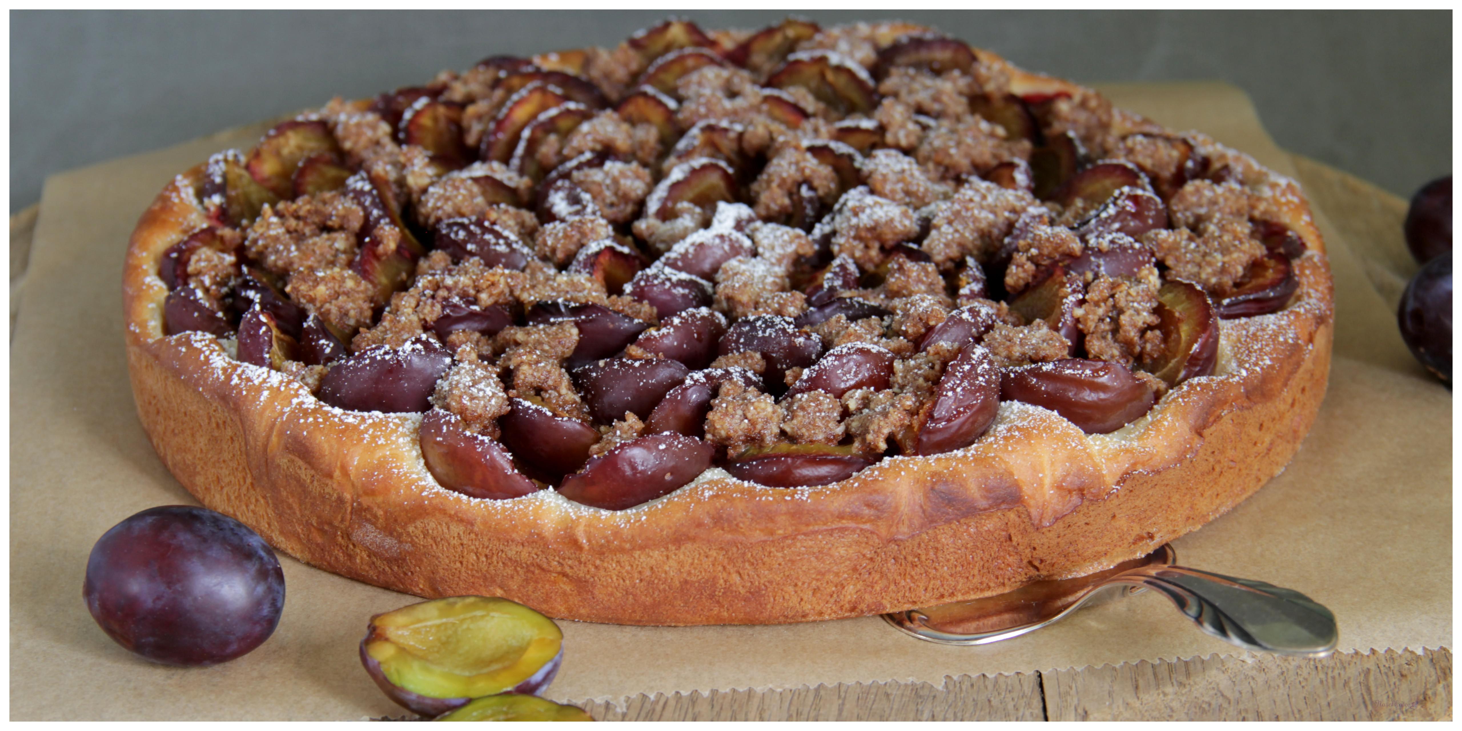 Zwetschgenkuchen nach Omas Rezept mit Mandelzimtstreuseln