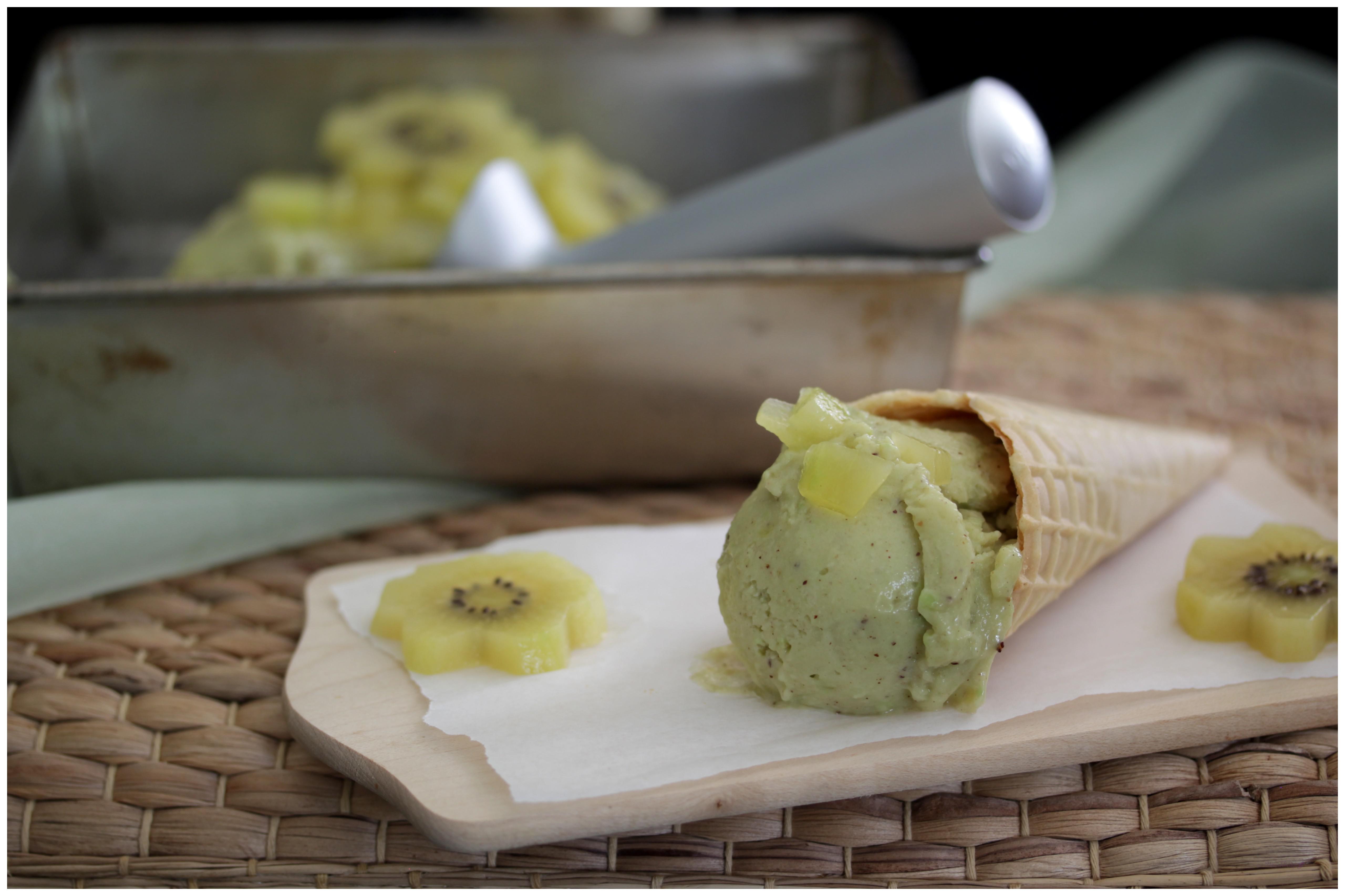 Kiwi-Avocado-Nicecream (Werbung)