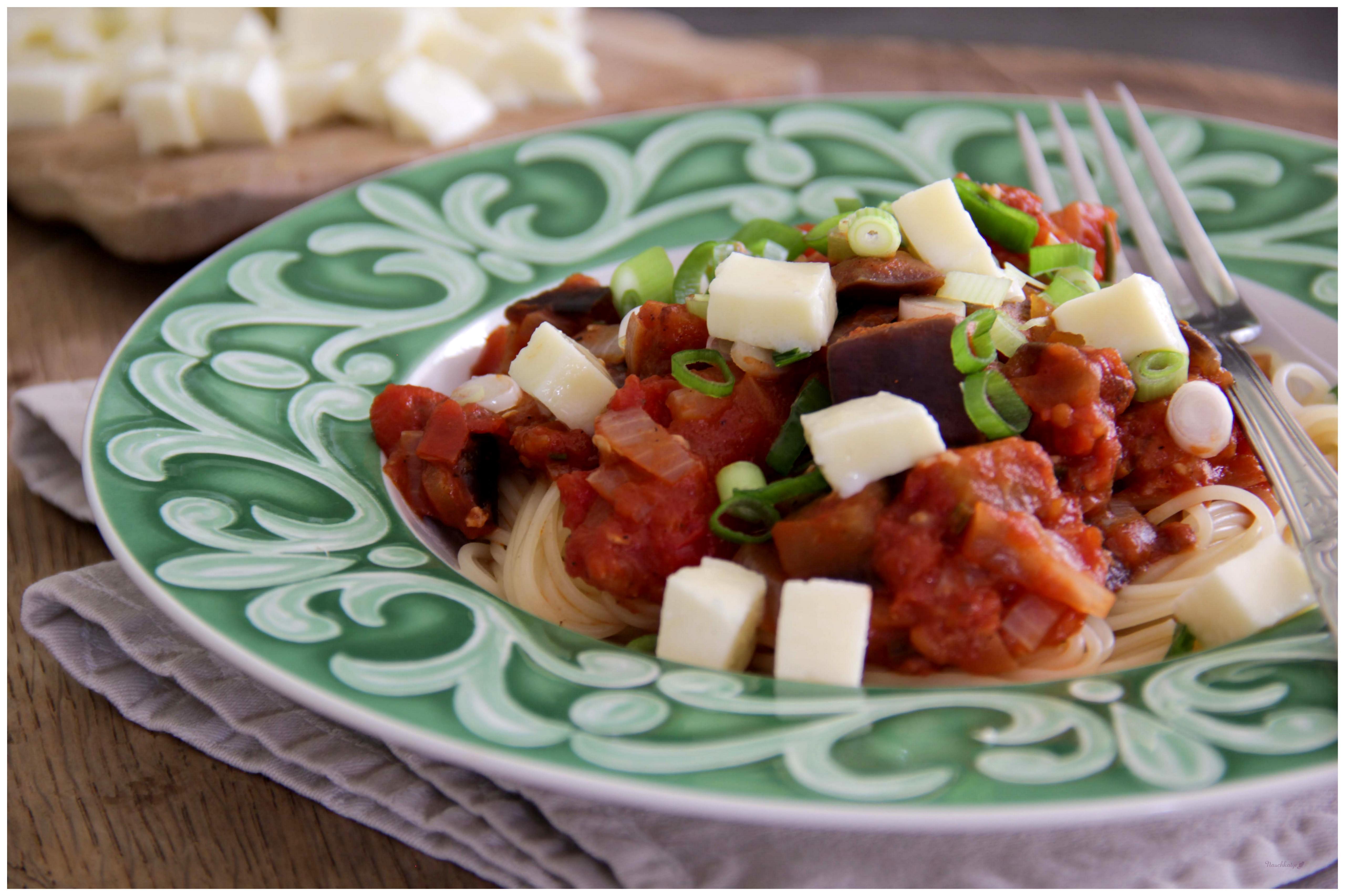 Pasta alla Norma (mit Aubergine) – ein bisschen aufgepeppt