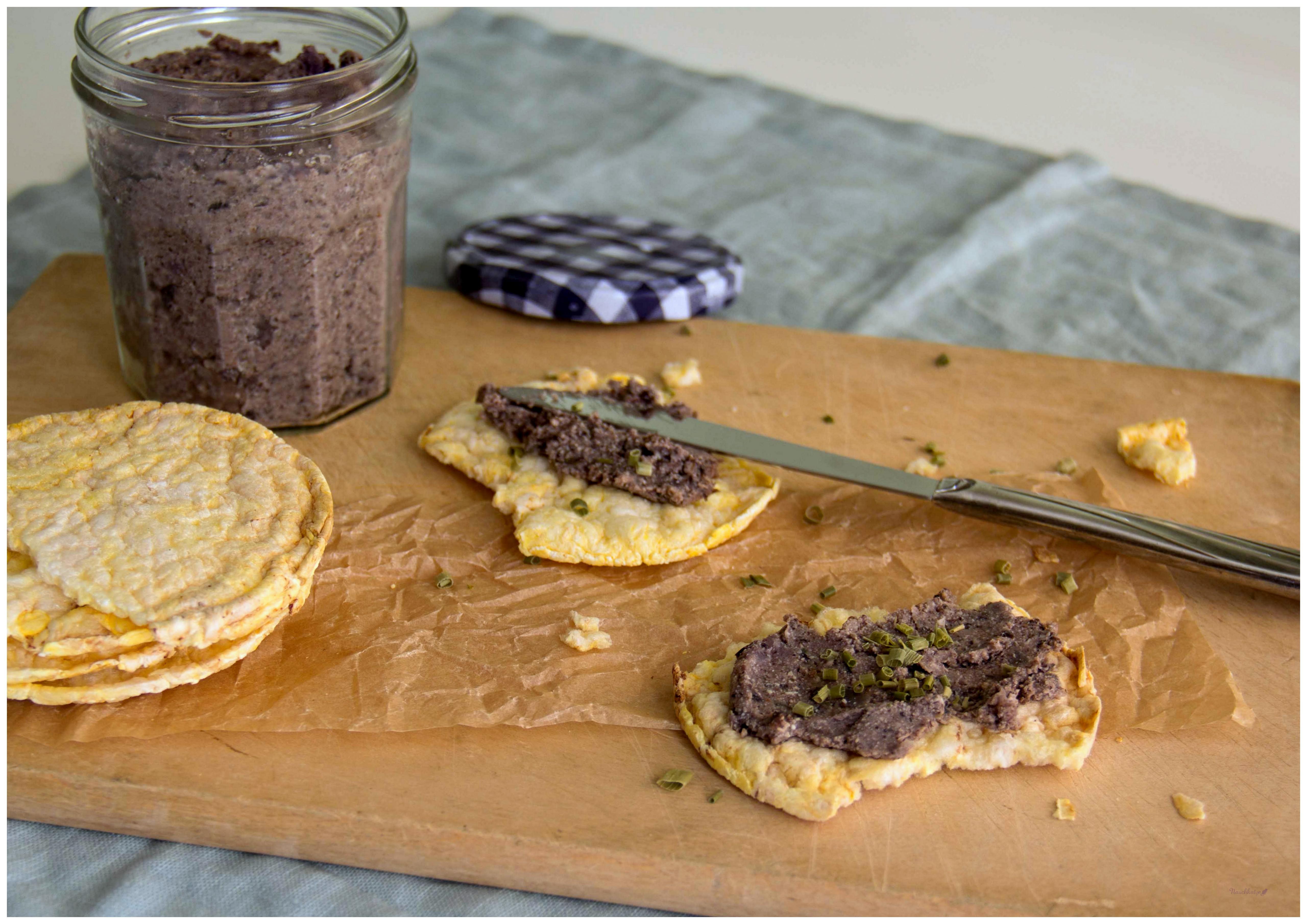 Herzhafter Bohnenaufstrich – „Vegane Leberwurst“