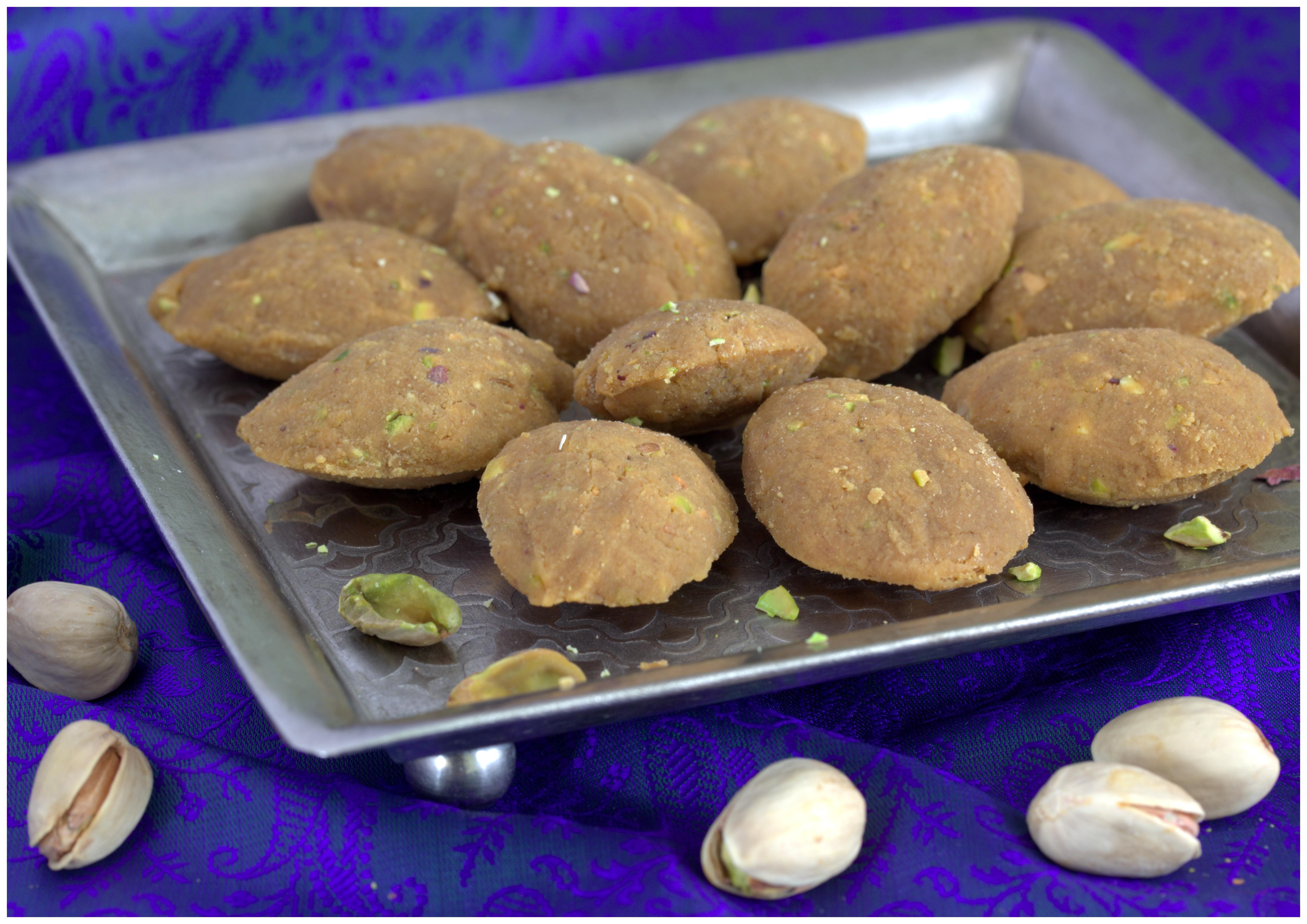 Besan Laddu – Indisches Kichererbsenkonfekt