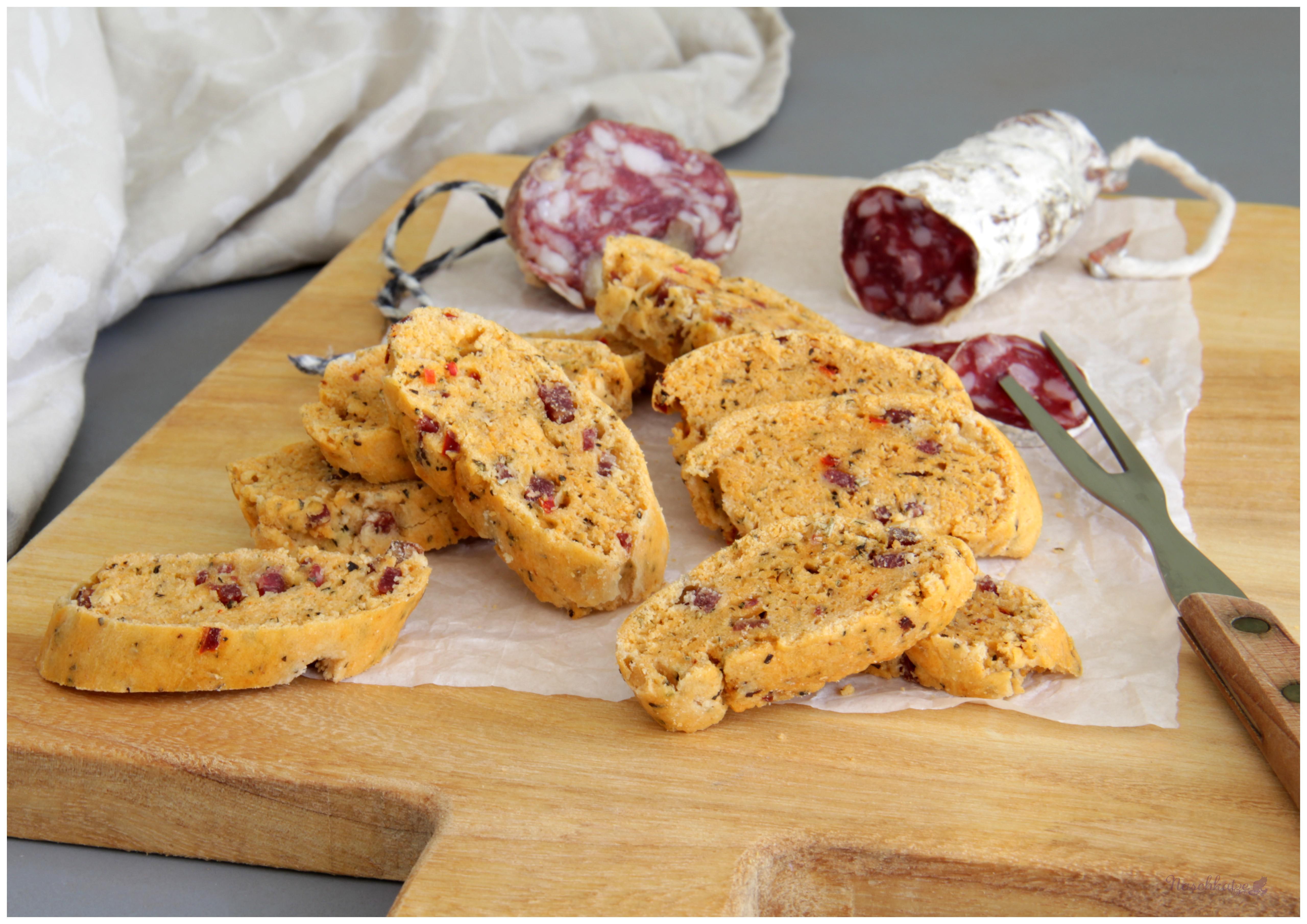 Pikante Biscotti mit Salami