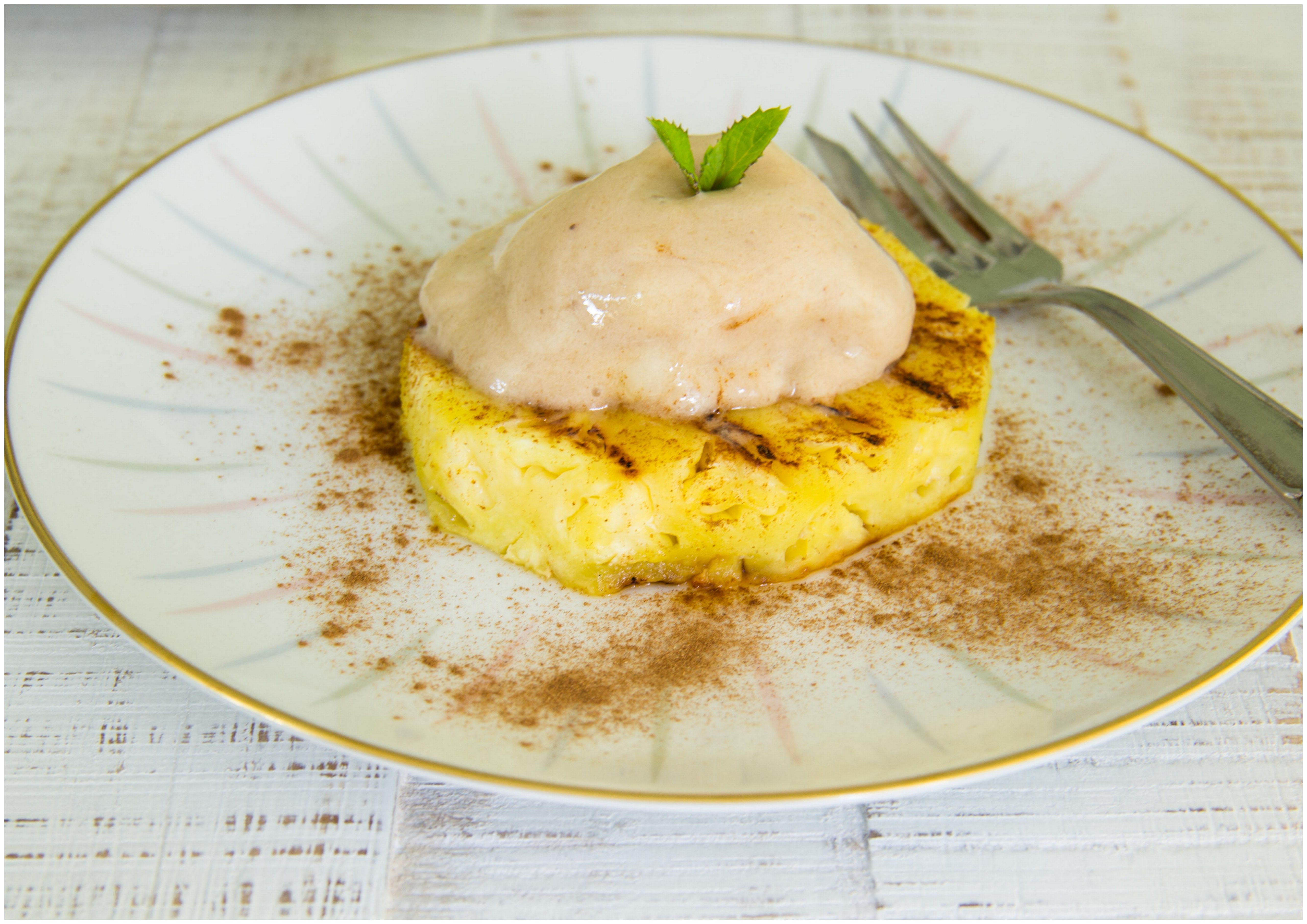 Gegrillte Ananas mit Bananen-Maronen-Nicecream