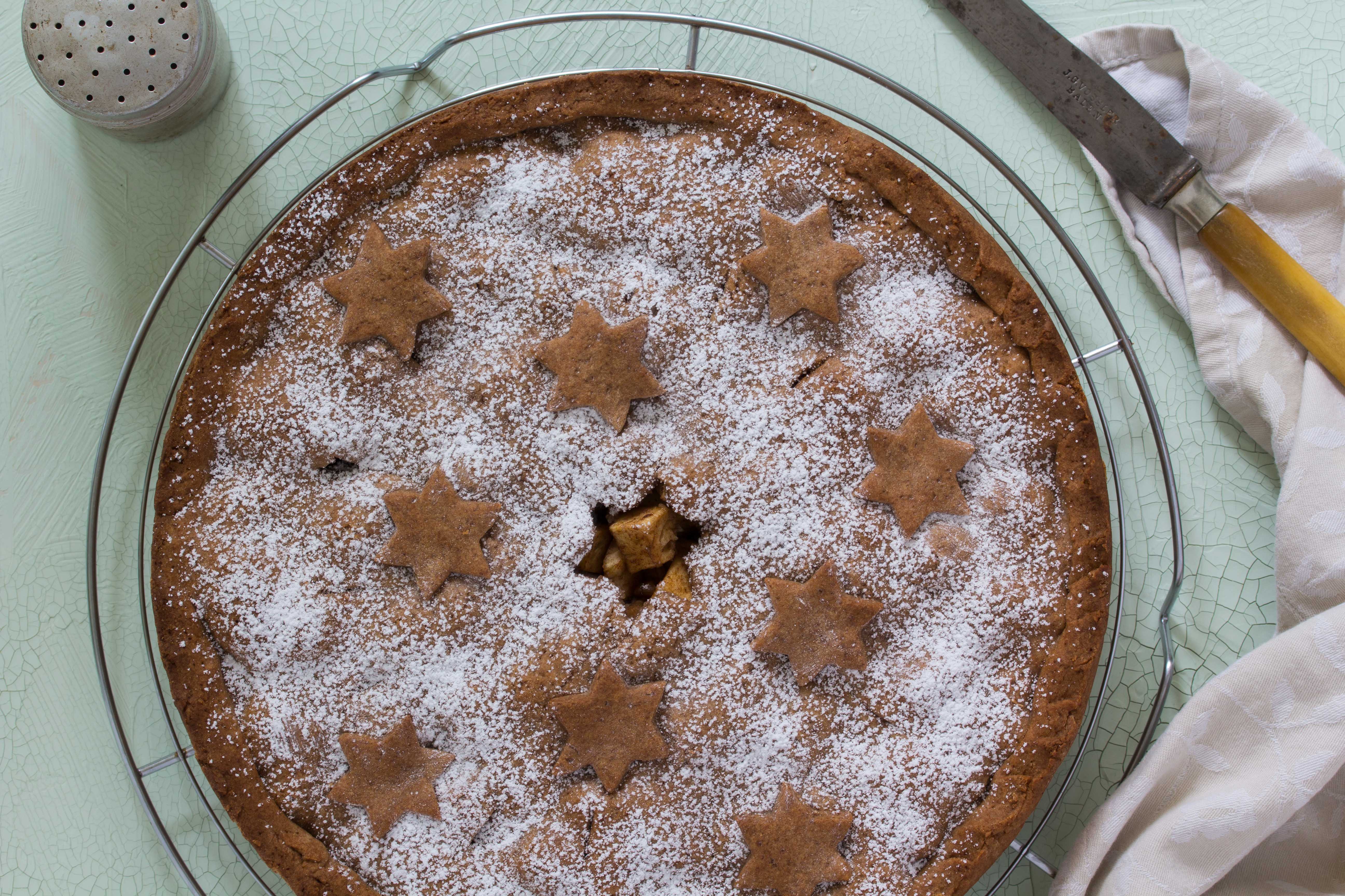 Gedeckter Apfel-Birnen-Kuchen mit Maronenmehl (vegan, zuckerfrei)