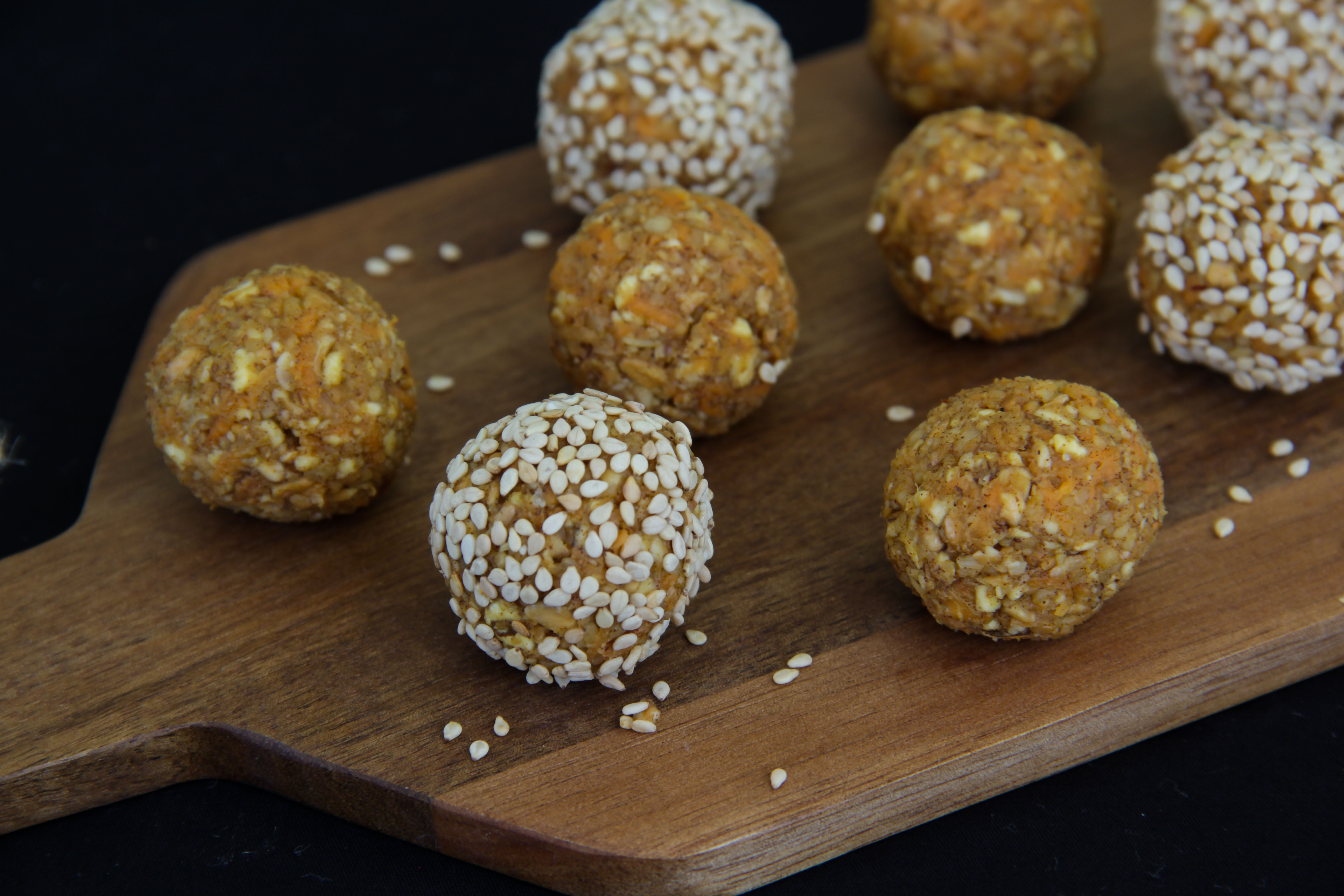 Carrot Cookie Dough Balls (vegan)