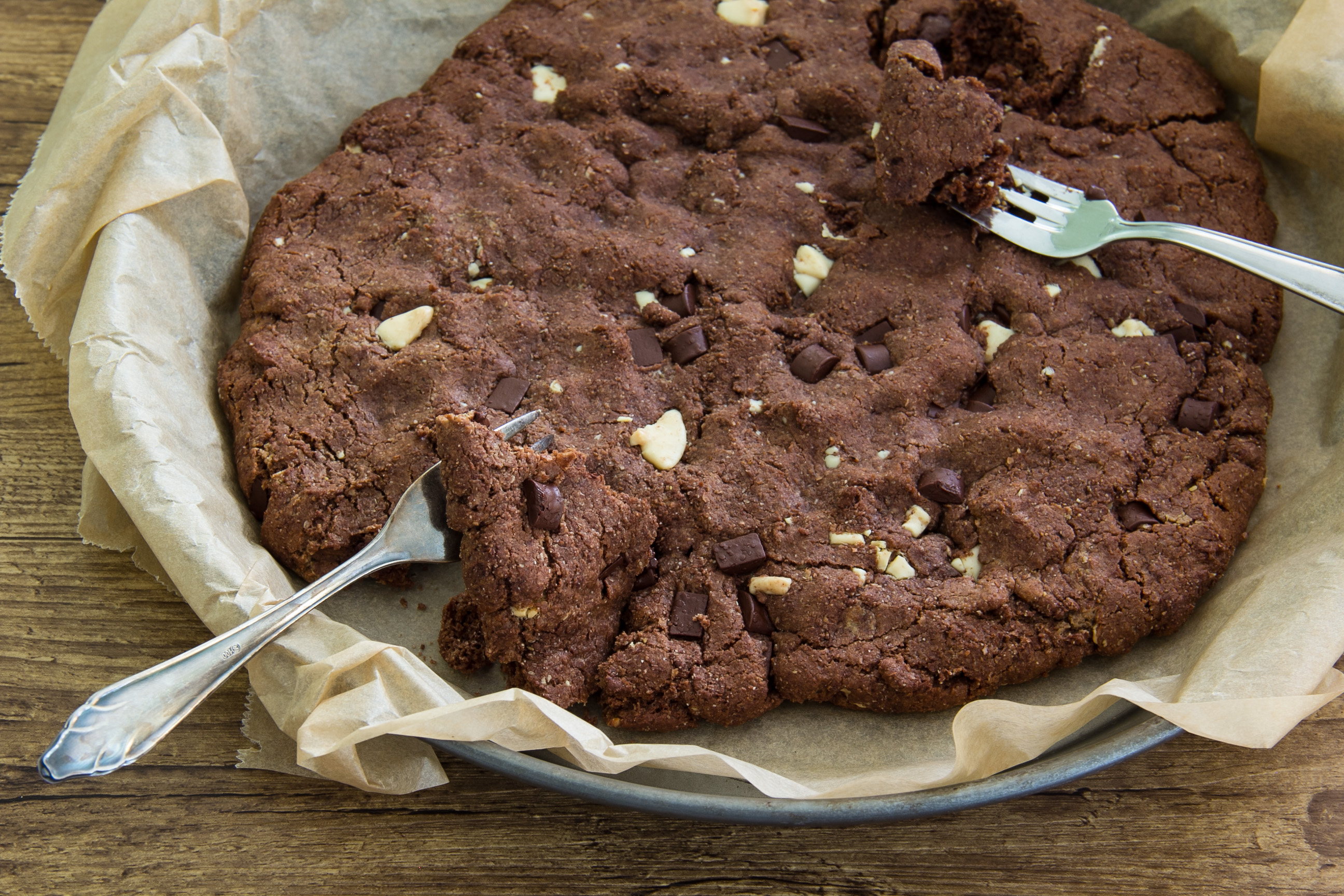 Doppelte Riesen-Schoko-Tahin-Cookies