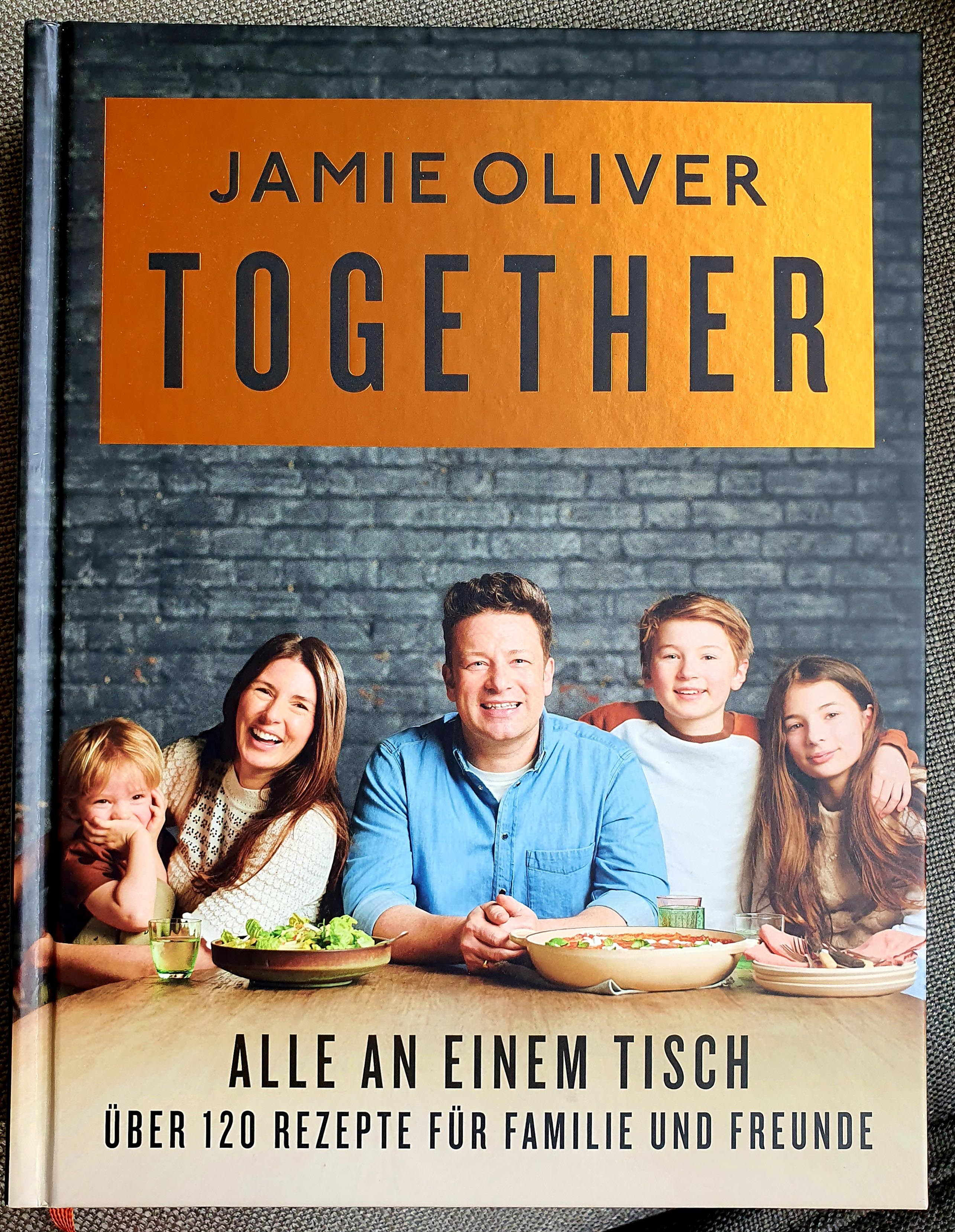 Buchvorstellung: „Together. Alle an einem Tisch“ von Jamie Oliver