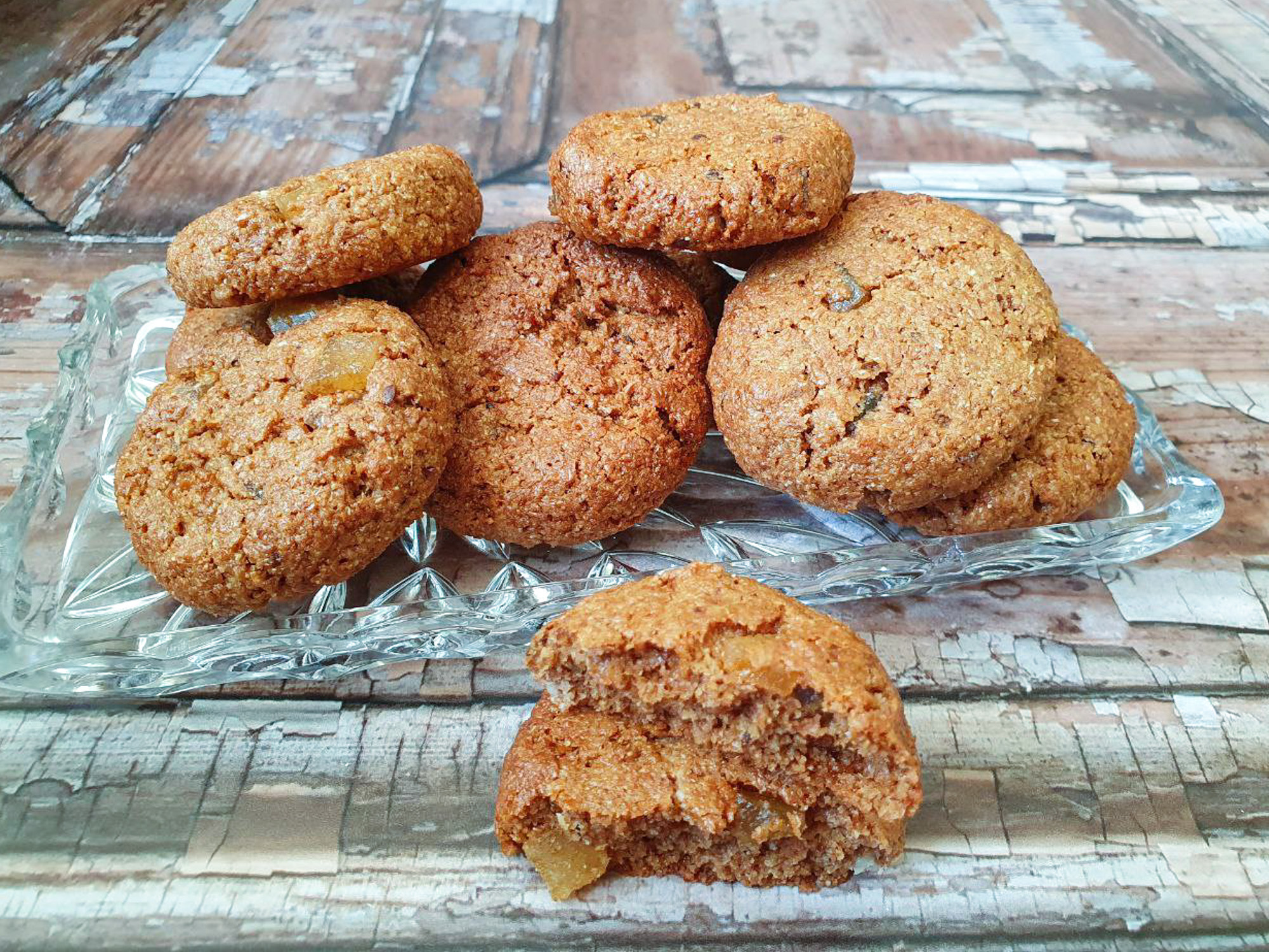 Kleines Seelenfutter für kalte (Sommer-)Tage: Kekse mit kandiertem Ingwer