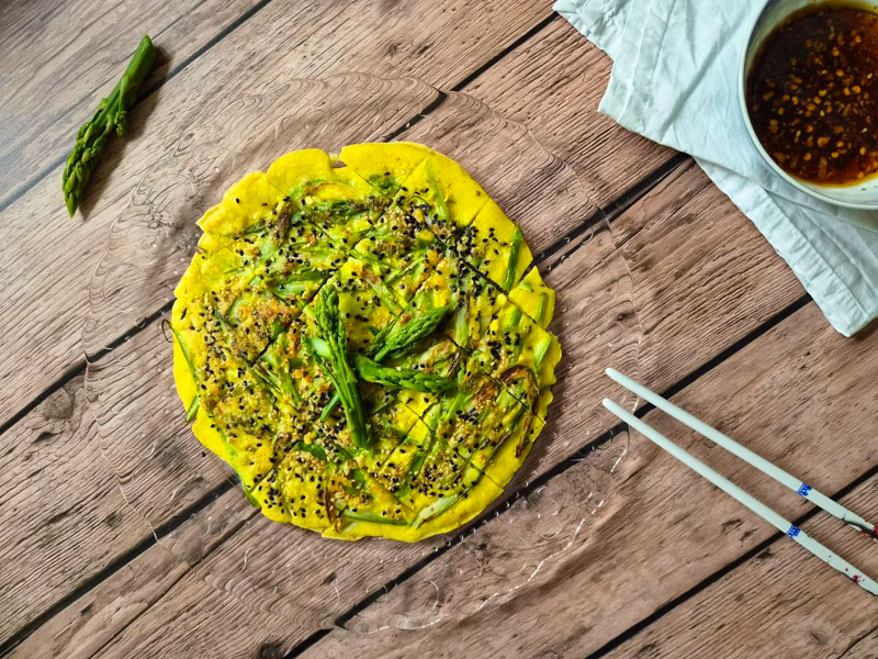 Pfannkuchen mit grünem Spargel_BEARB-4